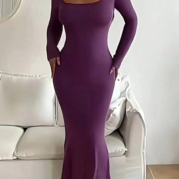 ELEGANT Solid Split Thigh Bodycon Dress *NEW* - Picture 4 of 6
